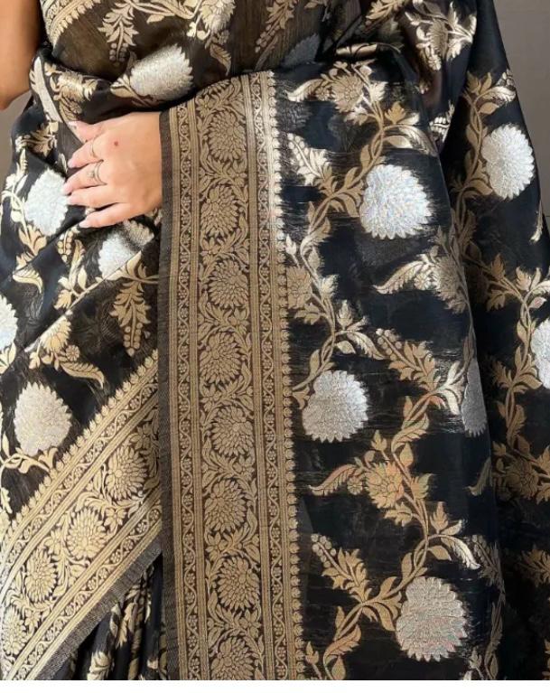 Winderful Authentic Banarasi Soft Silk Saree