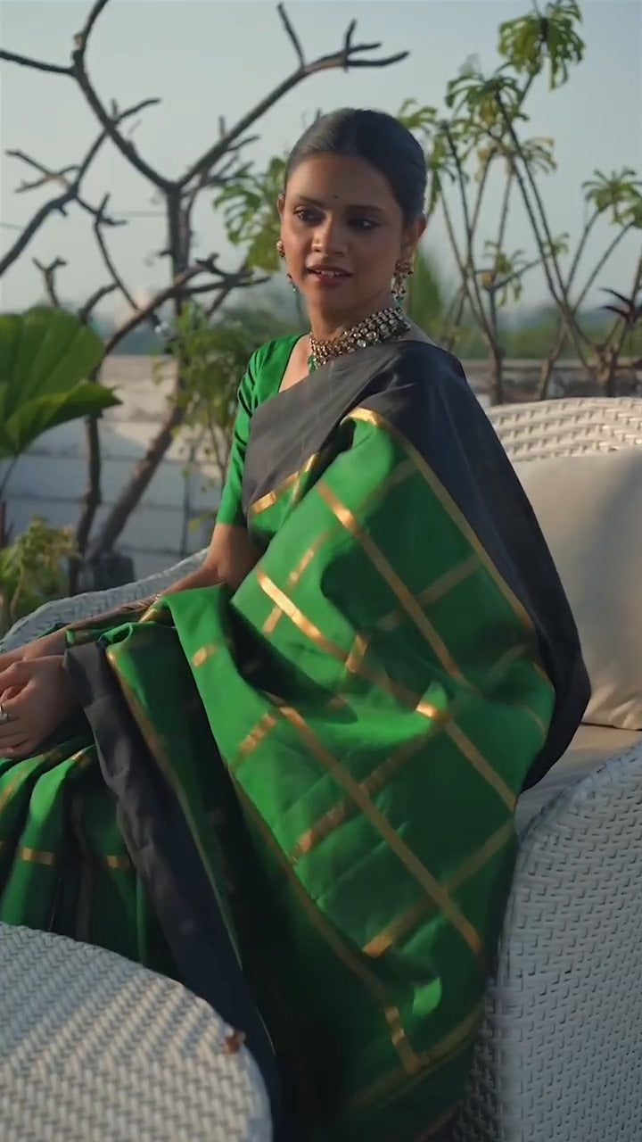 Perfect Green Banarasi Soft Silk Saree