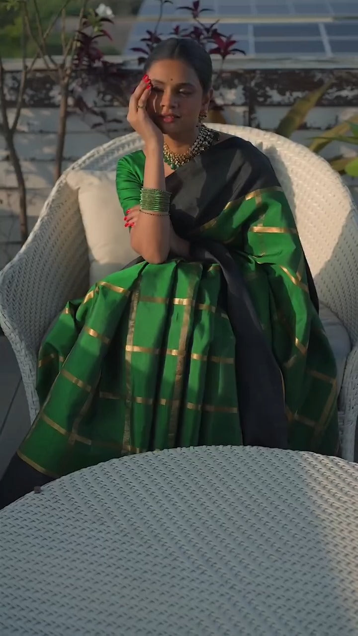 Perfect Green Banarasi Soft Silk Saree
