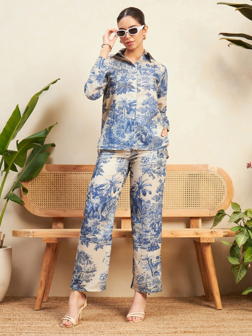 Abstract Blue And White Design Co-ord Set